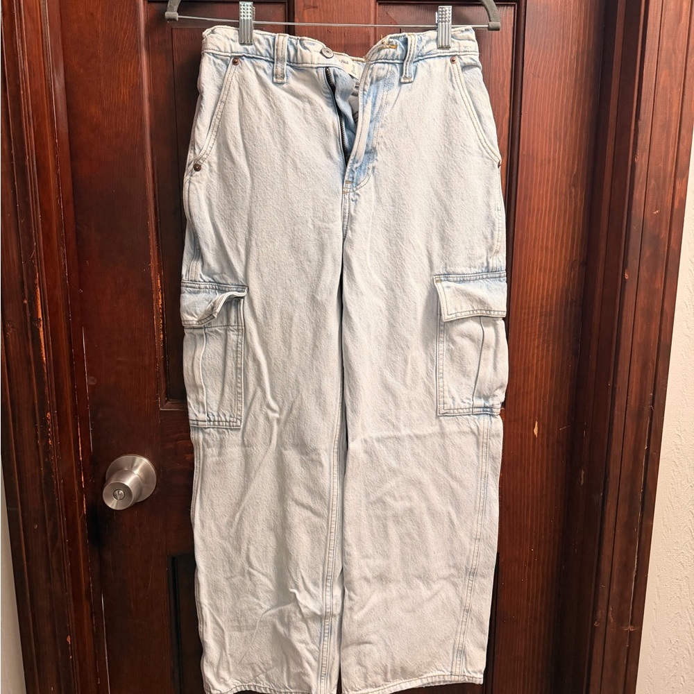 Abercrombie & Fitch Light Wash High Rise Jeans